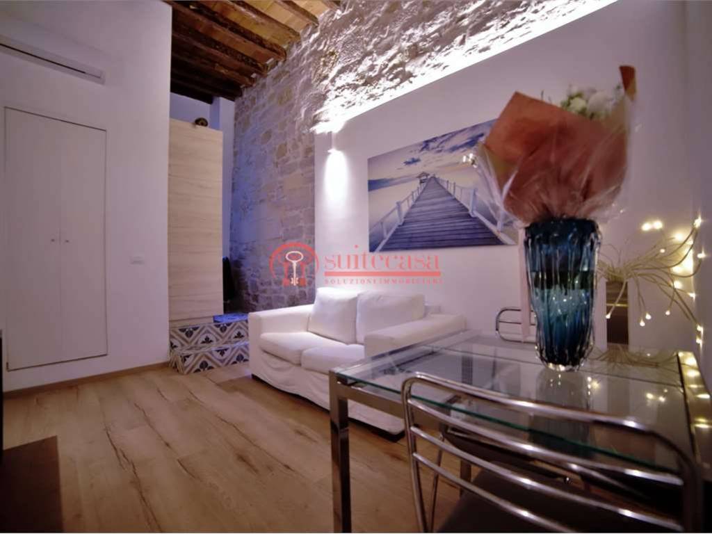 appartamento in vendita a Trani in zona Borgo Medievale