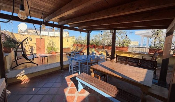 appartamento in vendita a Trani in zona Borgo Medievale