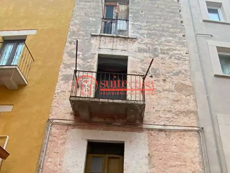 esavano in vendita a Trani in zona Borgo Medievale