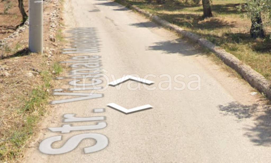 locale commerciale in vendita a Trani