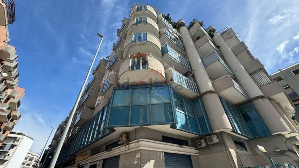 ufficio in vendita a Trani