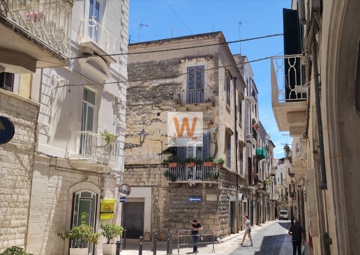 appartamento in vendita a Trani in zona Borgo Medievale