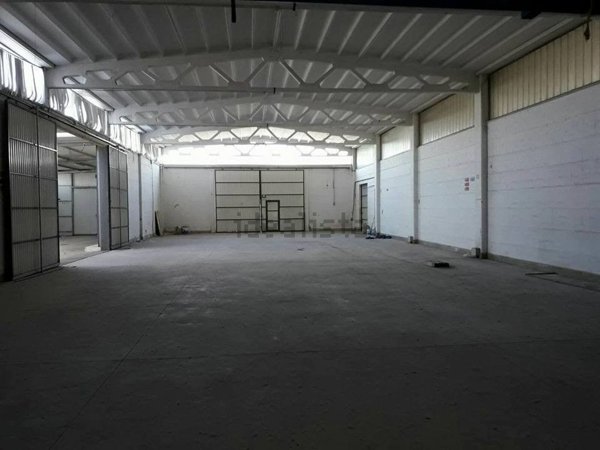 capannone in vendita a Trani