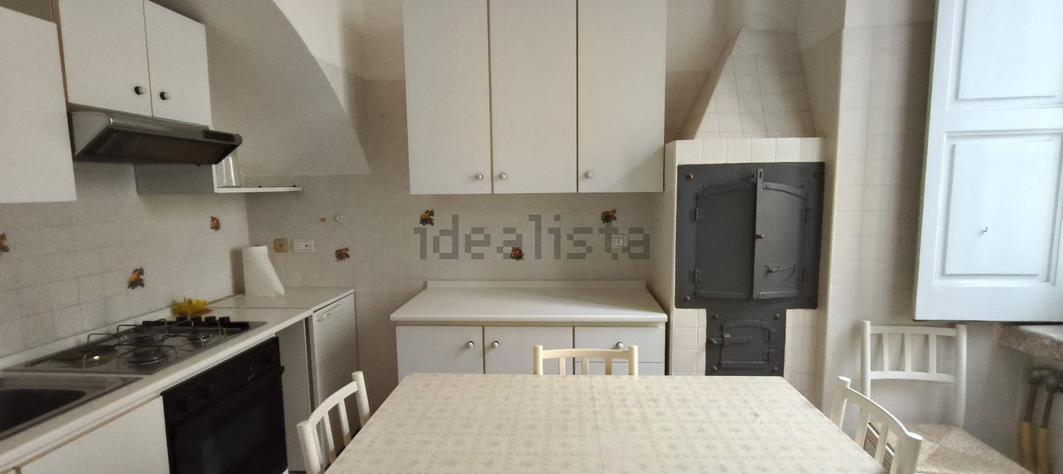 appartamento in vendita a Trani in zona Borgo Ottocentesco