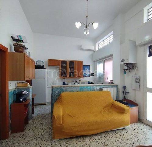 appartamento in vendita a Trani in zona Borgo Ottocentesco