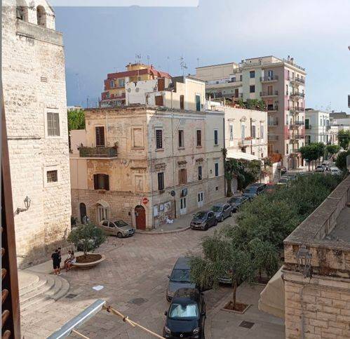 appartamento in vendita a Trani in zona Borgo Ottocentesco