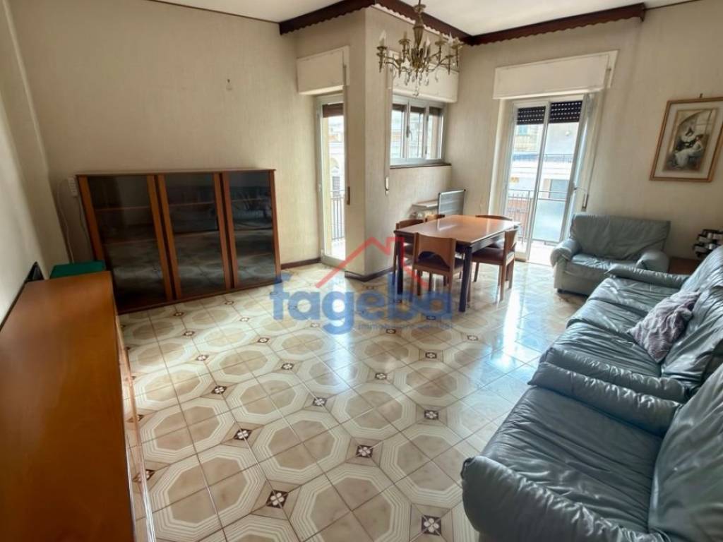 appartamento in vendita a Trani in zona Borgo Ottocentesco