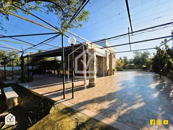 casa indipendente in vendita a Trani in zona Borgo Medievale