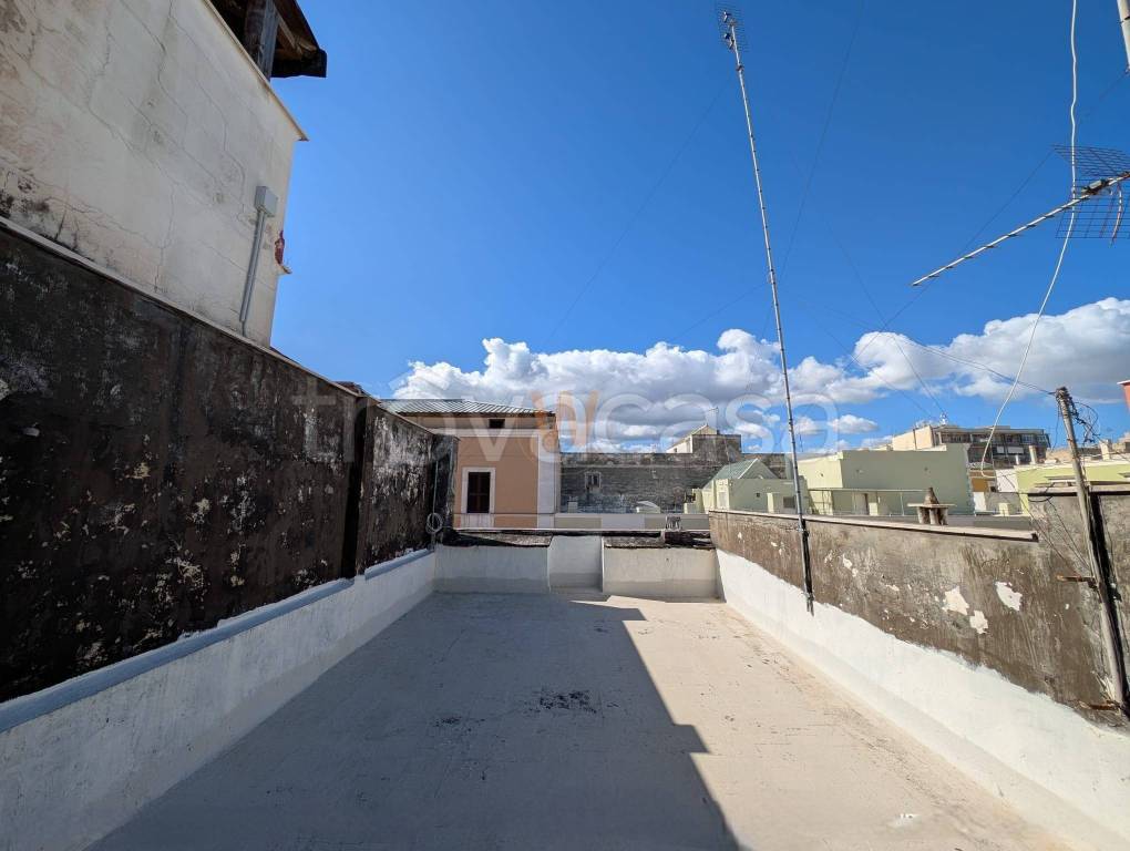 appartamento in vendita a Trani in zona Borgo Ottocentesco