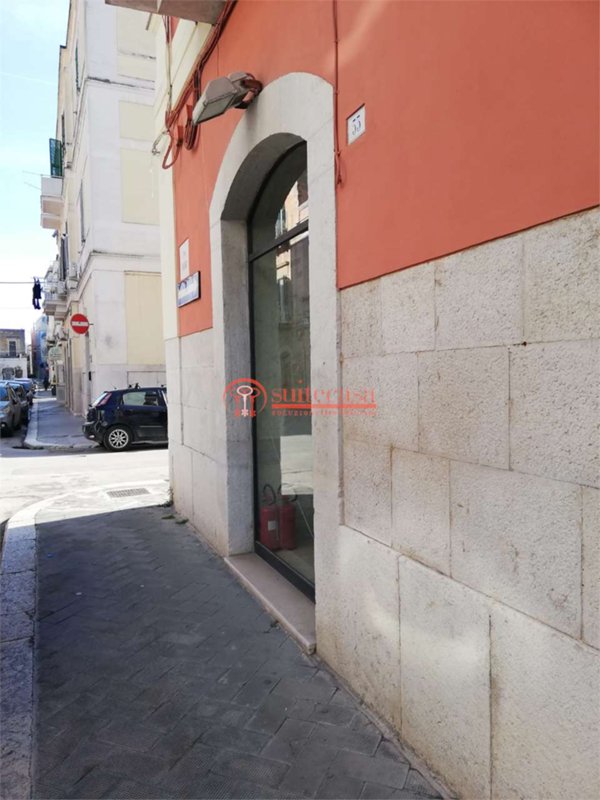 negozio in vendita a Trani in zona Borgo Medievale