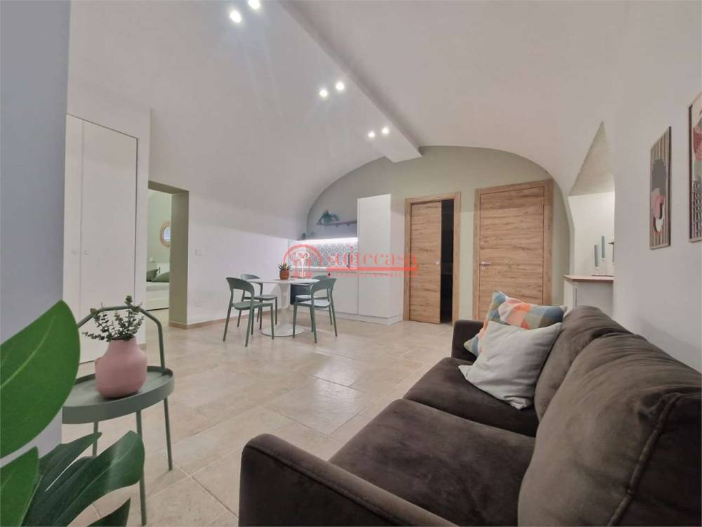 appartamento in vendita a Trani in zona Borgo Medievale