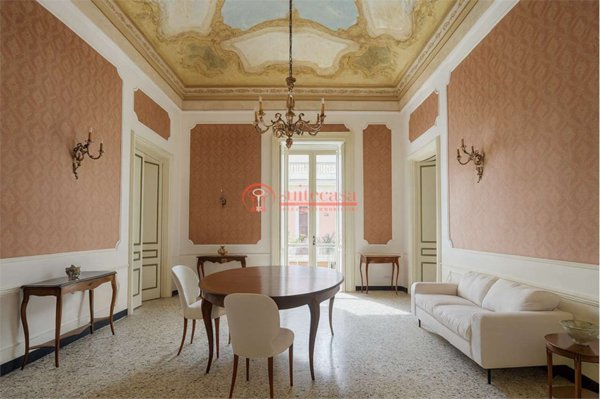 appartamento in vendita a Trani in zona Borgo Ottocentesco