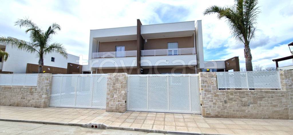 casa indipendente in vendita a Trani in zona Borgo Medievale