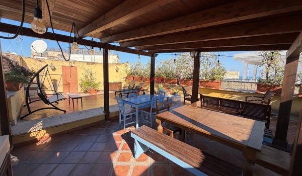 appartamento in vendita a Trani in zona Borgo Medievale