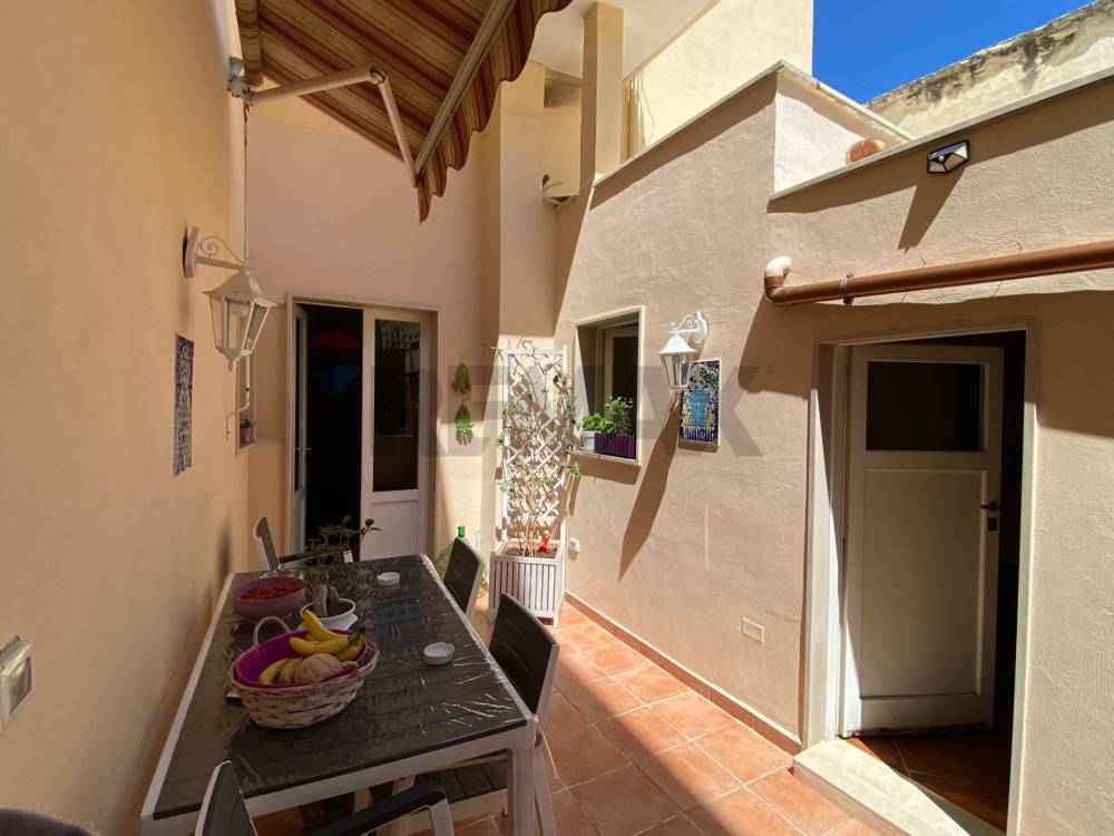 appartamento in vendita a Trani in zona Borgo Medievale