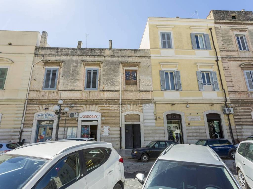 appartamento in vendita a Trani in zona Borgo Medievale