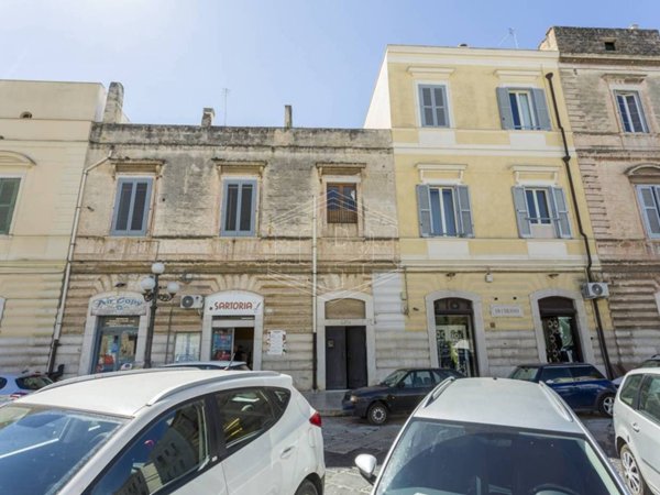 appartamento in vendita a Trani in zona Borgo Medievale