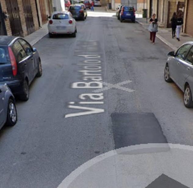 locale commerciale in vendita a Trani