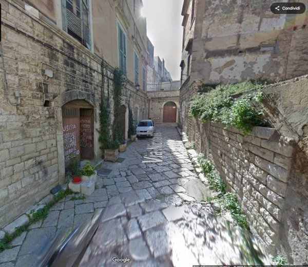 appartamento in vendita a Trani in zona Borgo Medievale