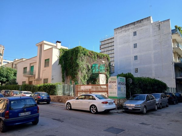 appartamento in vendita a Trani in zona Borgo Ottocentesco