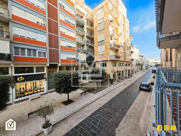 appartamento in vendita a Trani in zona Borgo Medievale