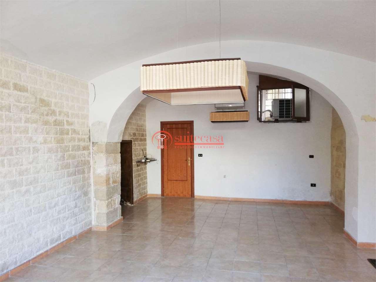 appartamento in vendita a Trani in zona Borgo Medievale