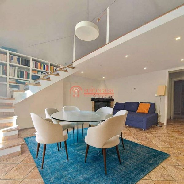 appartamento in vendita a Trani in zona Borgo Ottocentesco