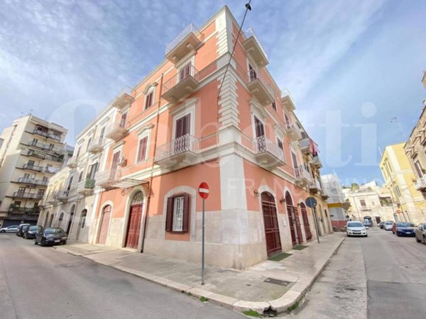 appartamento in vendita a Trani in zona Borgo Ottocentesco