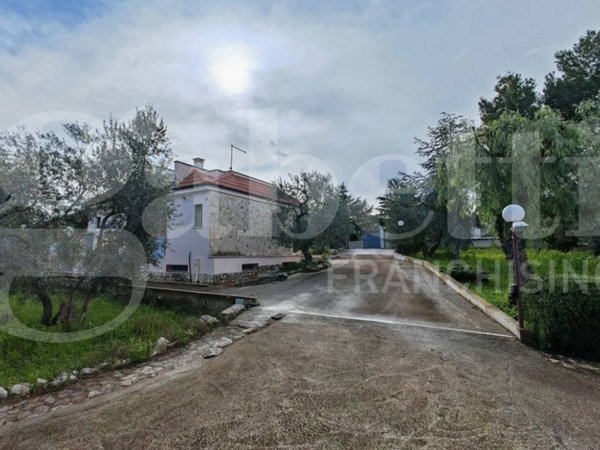casa indipendente in vendita a Trani