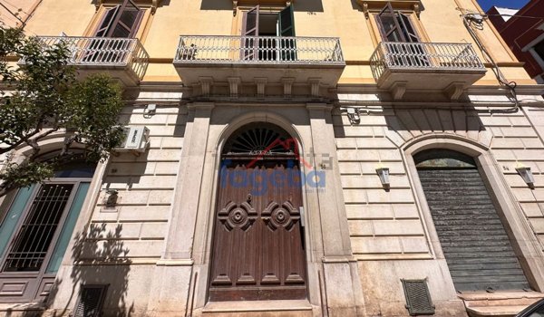 appartamento in vendita a Trani in zona Borgo Ottocentesco
