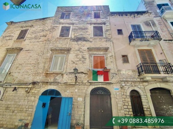 appartamento in vendita a Trani in zona Borgo Medievale