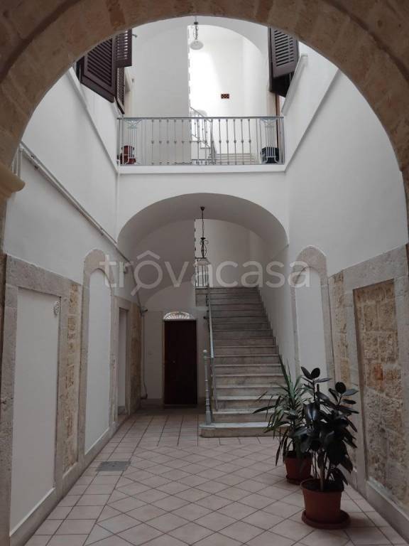 appartamento in vendita a Trani in zona Borgo Ottocentesco