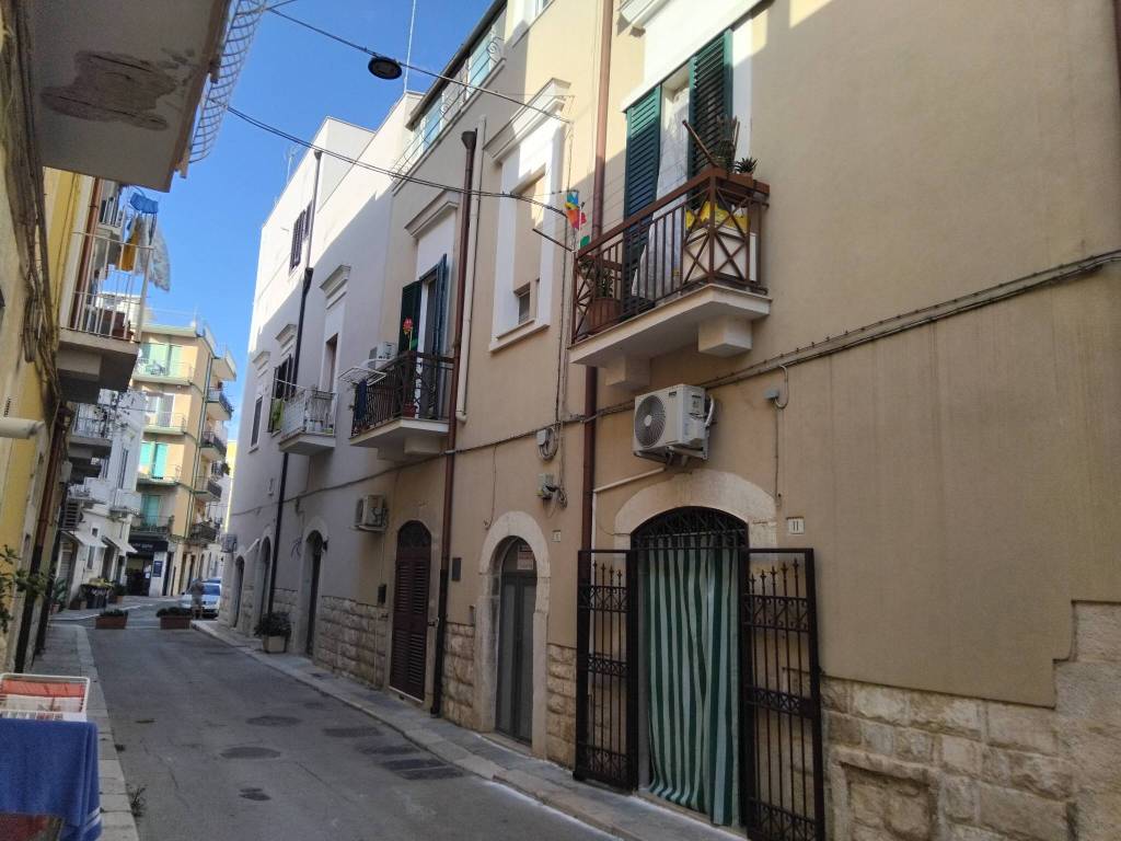 appartamento in vendita a Trani in zona Borgo Ottocentesco
