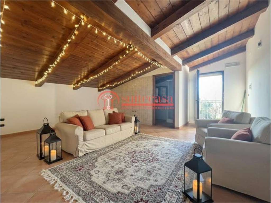 casa indipendente in vendita a Trani