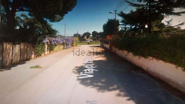 casa indipendente in vendita a Trani in zona Capirro