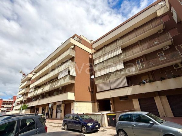 locale commerciale in vendita a Trani