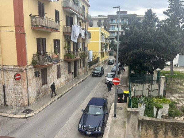 casa indipendente in vendita a Trani in zona Borgo Ottocentesco