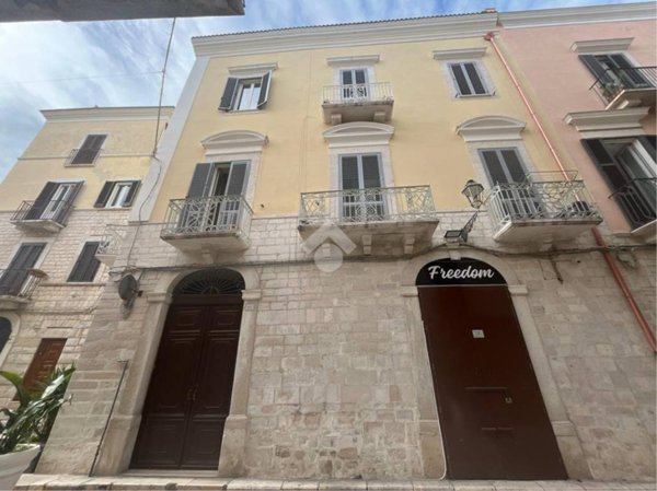 appartamento in vendita a Trani in zona Borgo Medievale