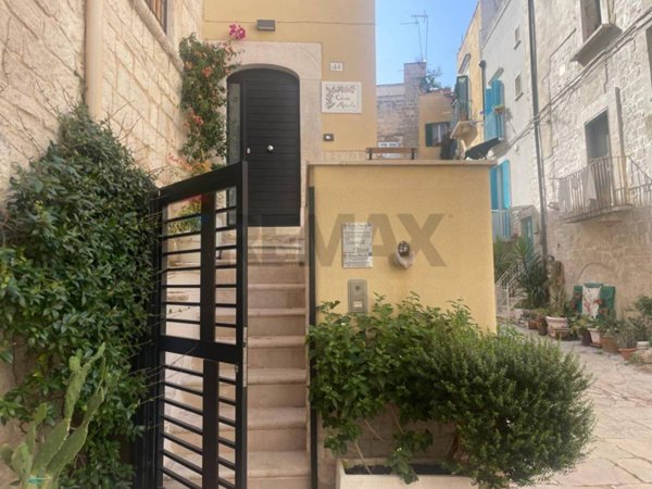casa indipendente in vendita a Trani in zona Borgo Medievale