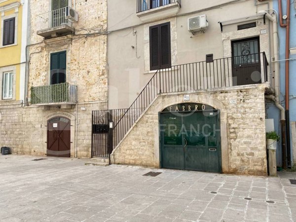 appartamento in vendita a Trani in zona Borgo Medievale