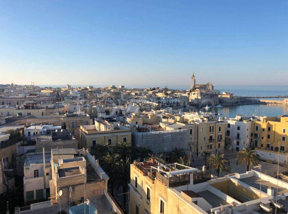 appartamento in vendita a Trani in zona Borgo Medievale