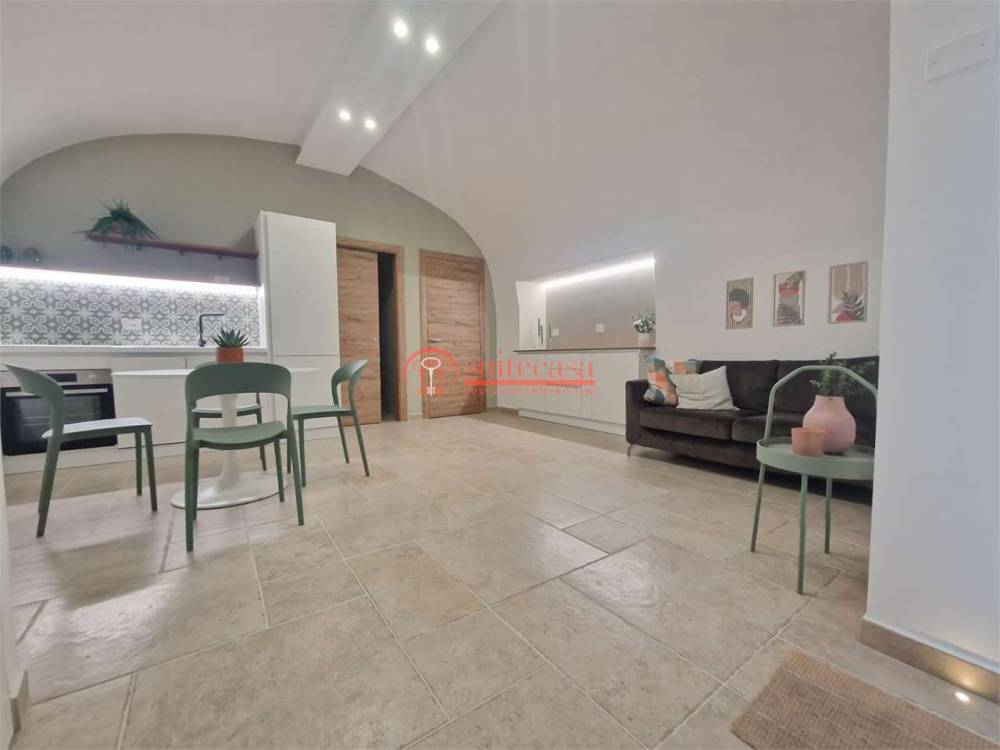 appartamento in vendita a Trani in zona Borgo Medievale