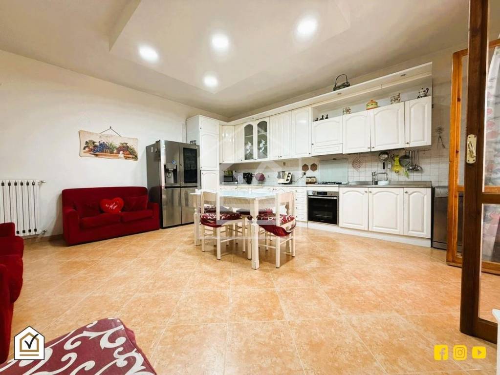 appartamento in vendita a Trani in zona Borgo Ottocentesco