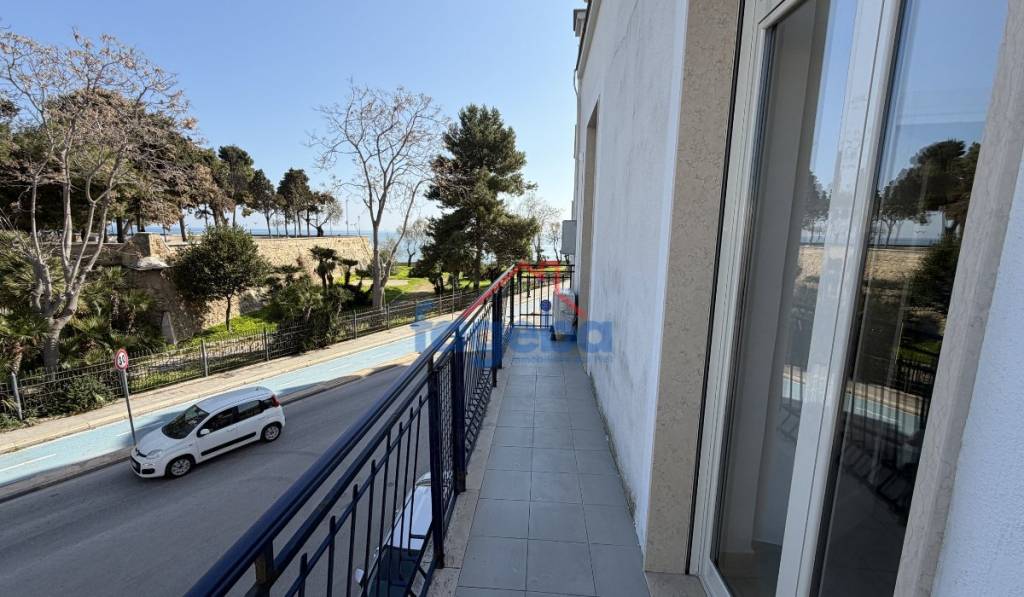 appartamento in vendita a Trani in zona Borgo Ottocentesco