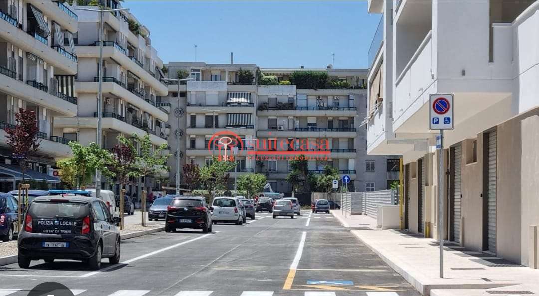 negozio in vendita a Trani