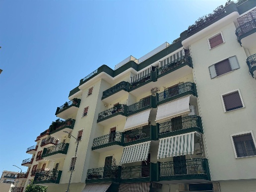 appartamento in vendita a Trani in zona Borgo Medievale