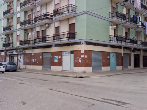 negozio in vendita a Trani