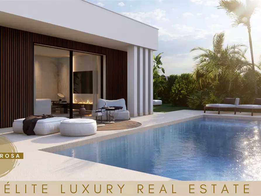 casa indipendente in vendita a Trani in zona Capirro