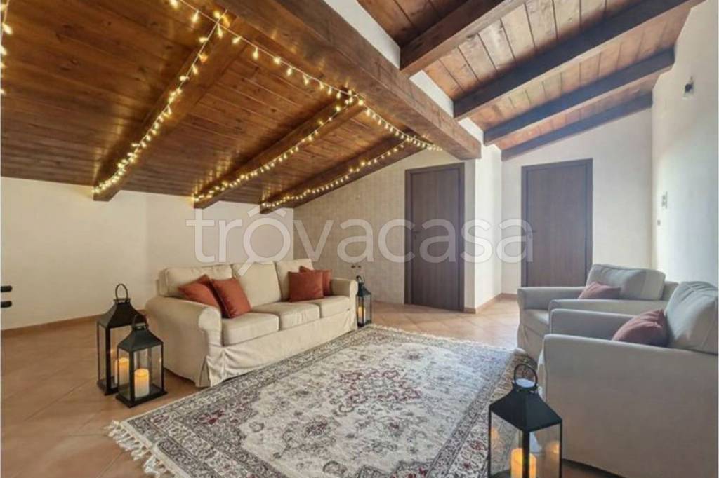 casa indipendente in vendita a Trani