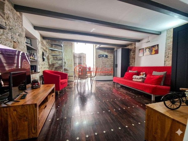 appartamento in vendita a Trani in zona Borgo Medievale